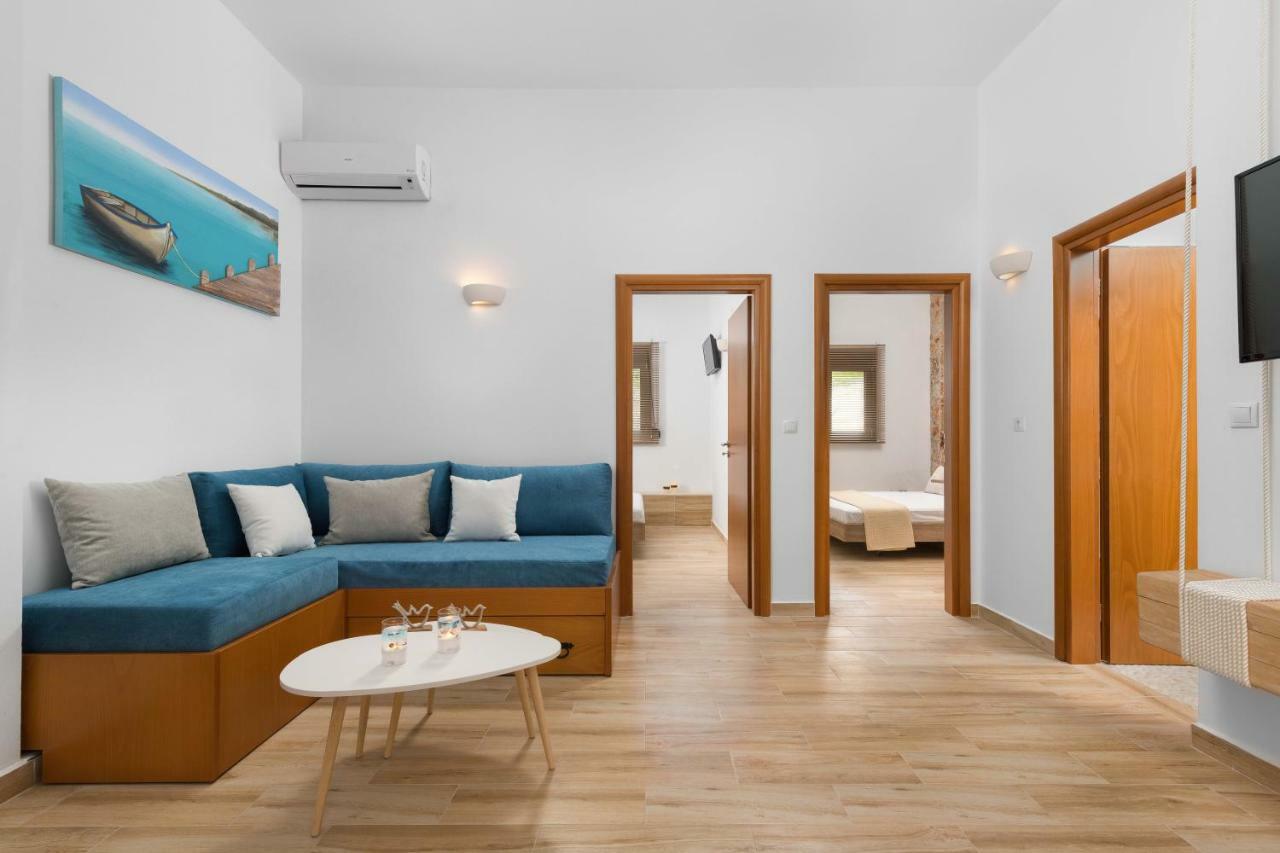 Villa Diafani, εirini *